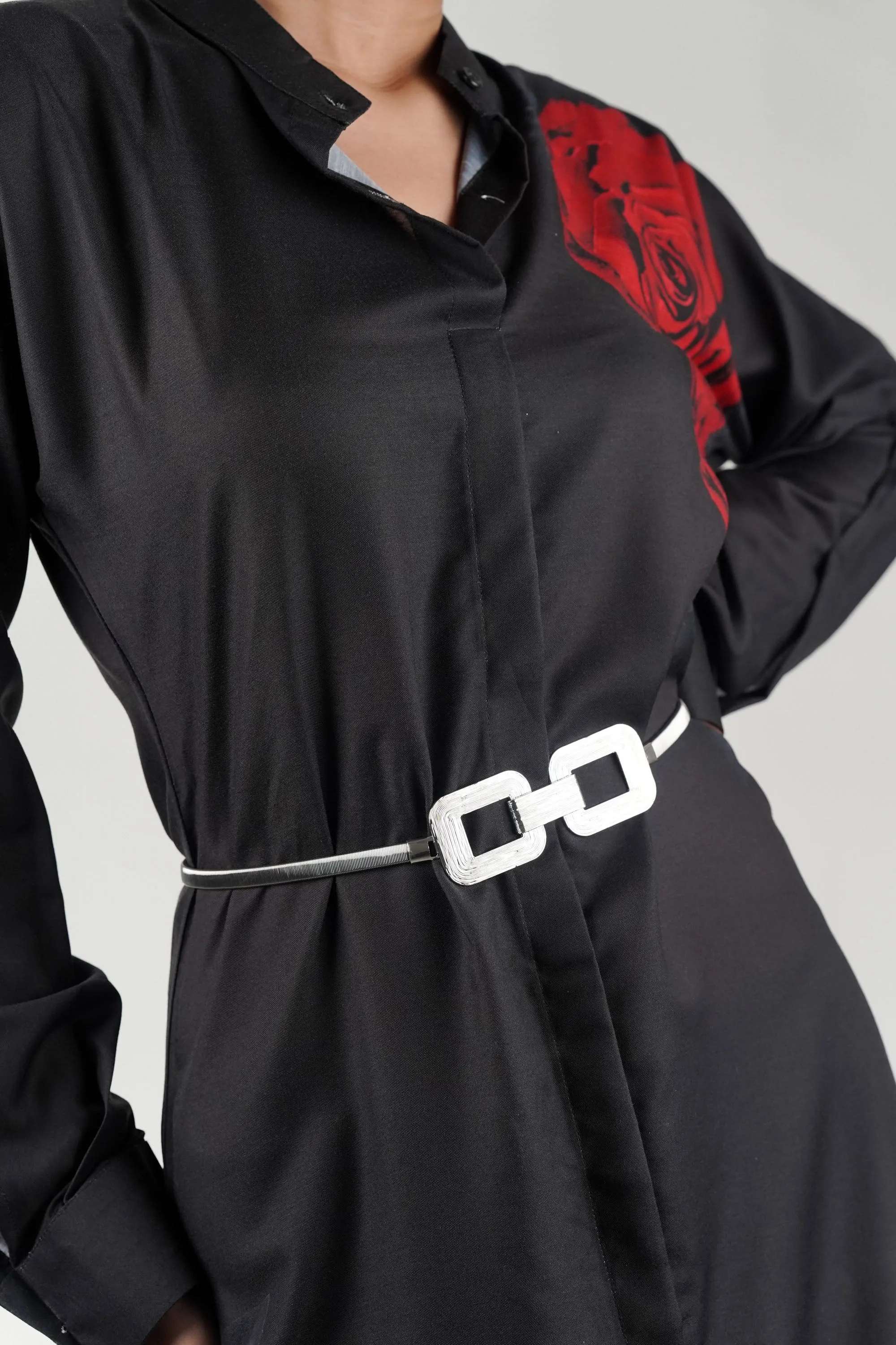Structured Buckle Silver Stretch Belt